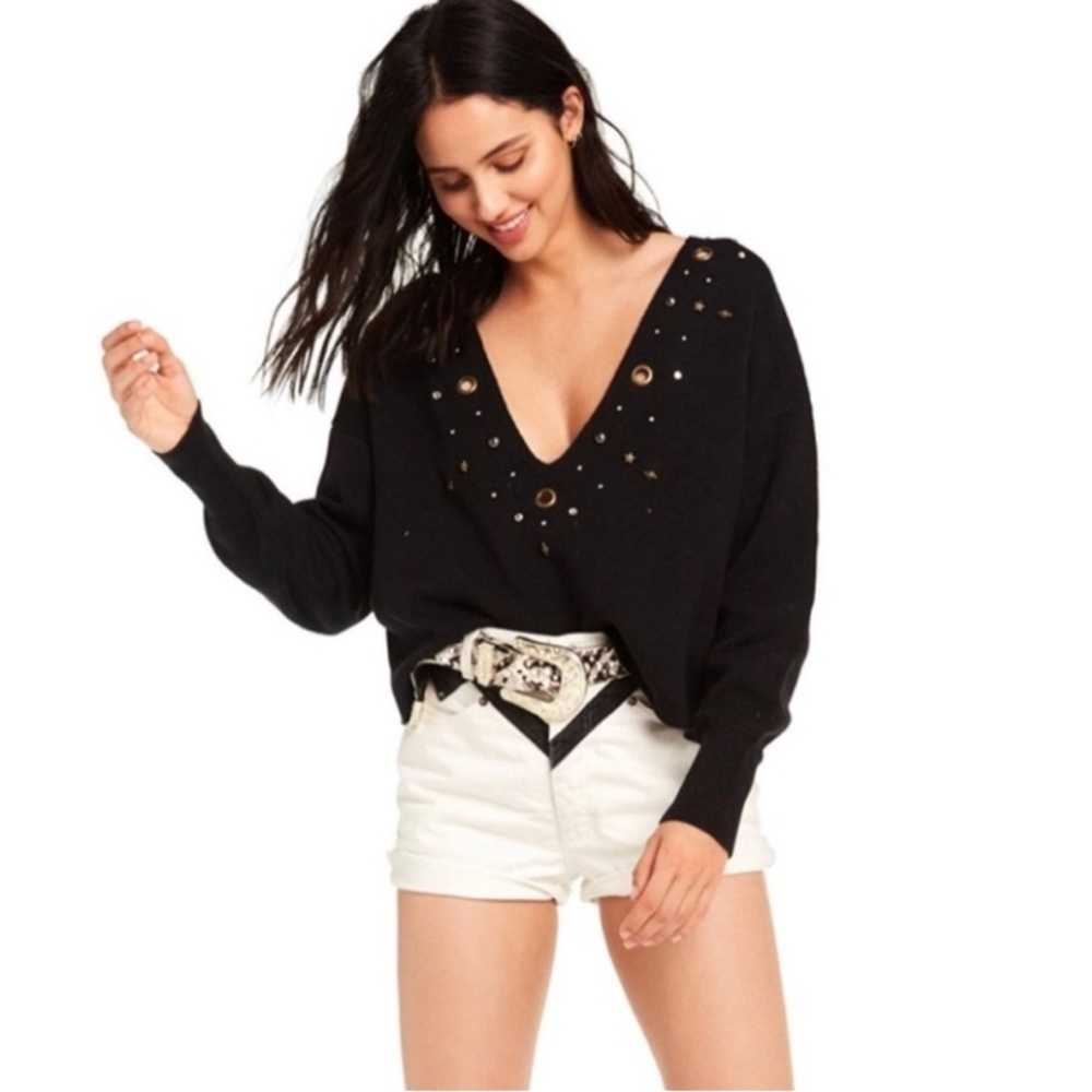 Wildfox sweater studded stars v neck Cline  sweater celestial sz xs